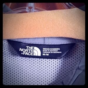 The Northface men's shirt